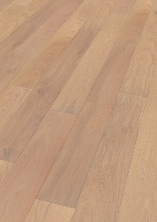 Parkett "Eiche Tradition" Markant, invisible finish, naturgeölt, leicht gebürstet, natur gespachtelt.